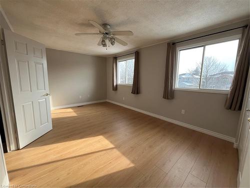 79 Broughton Avenue, Hamilton, ON - Indoor Photo Showing Other Room