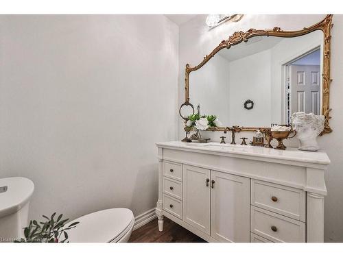 2215 Vista Drive, Burlington, ON - Indoor Photo Showing Bathroom