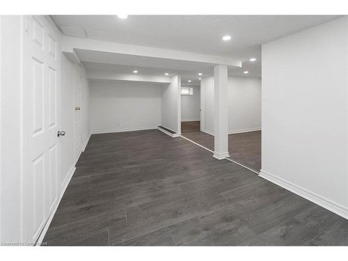 642 West 5Th Street, Hamilton, ON - Indoor Photo Showing Other Room