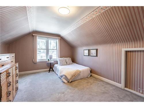 56 West 1St Street, Hamilton, ON - Indoor Photo Showing Bedroom