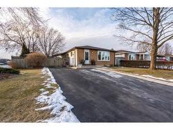 58 Lambert Street  Hamilton, ON L8V 4N7