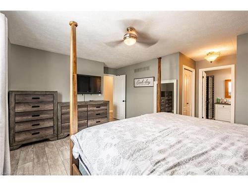 78 Celtic Drive, Caledonia, ON - Indoor Photo Showing Bedroom