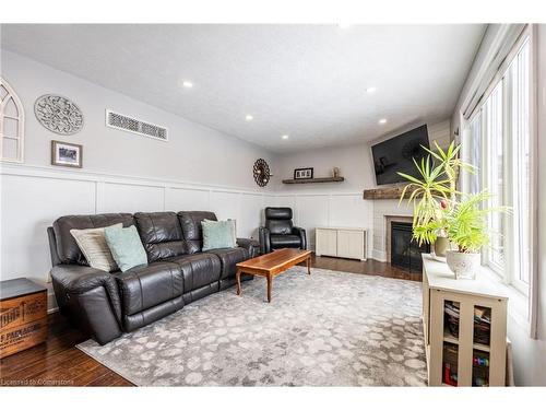 78 Celtic Drive, Caledonia, ON - Indoor Photo Showing Living Room With Fireplace