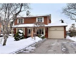 2361 Poplar Crescent  Mississauga, ON L5J 4H2