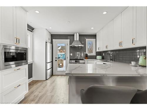 1025 Plains View Avenue, Burlington, ON - Indoor Photo Showing Kitchen With Upgraded Kitchen