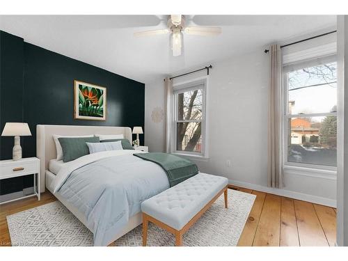 546 James Street N, Hamilton, ON - Indoor Photo Showing Bedroom