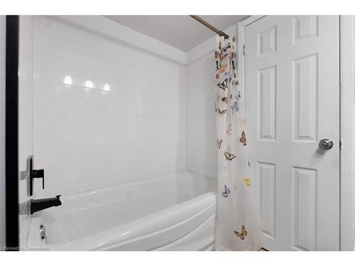 546 James Street N, Hamilton, ON - Indoor Photo Showing Bathroom