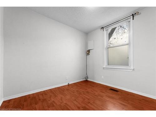 546 James Street N, Hamilton, ON - Indoor Photo Showing Other Room