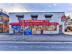 1256 King Street E Hamilton, ON L8M 1G8