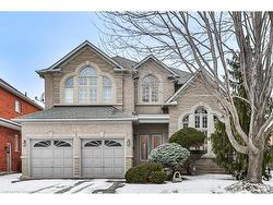 4323 Clubview Drive  Burlington, ON L7M 4R3