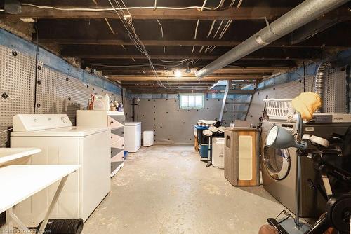 28 Picton Street W, Hamilton, ON - Indoor Photo Showing Laundry Room