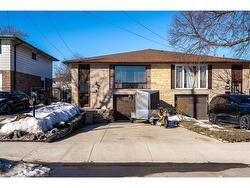 78 San Antonio Drive  Hamilton, ON L9C 5N2