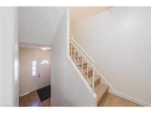 53 Albright Road, Hamilton, ON - Indoor Photo Showing Other Room