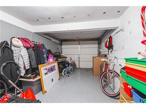 53 Albright Road, Hamilton, ON - Indoor Photo Showing Garage