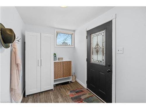 29 Weir Street S, Hamilton, ON - Indoor Photo Showing Other Room