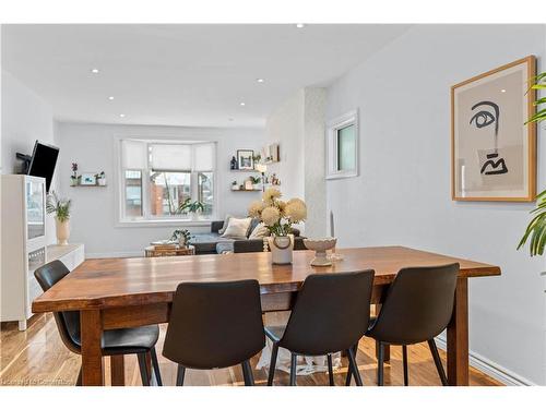 29 Weir Street S, Hamilton, ON - Indoor Photo Showing Dining Room