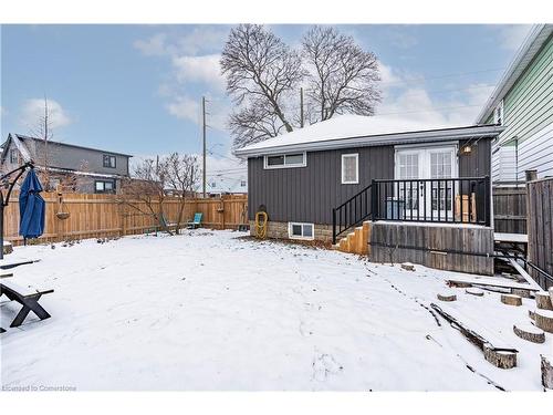 29 Weir Street S, Hamilton, ON - Outdoor