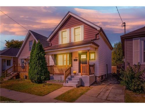 209 Weir Street N, Hamilton, ON - Outdoor With Deck Patio Veranda