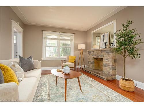 209 Weir Street N, Hamilton, ON - Indoor Photo Showing Living Room With Fireplace