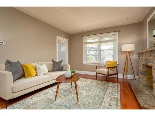 209 Weir Street N, Hamilton, ON - Indoor Photo Showing Living Room With Fireplace