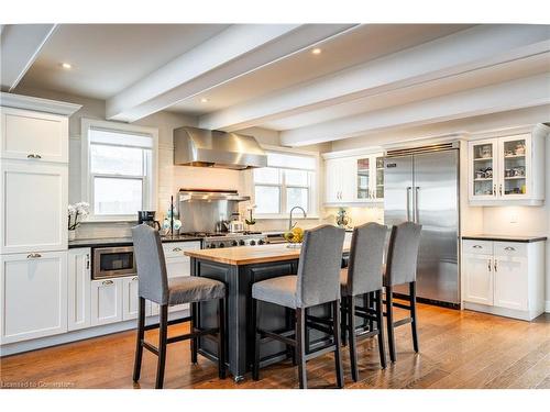 122 Mountain Brow Boulevard, Hamilton, ON - Indoor Photo Showing Dining Room