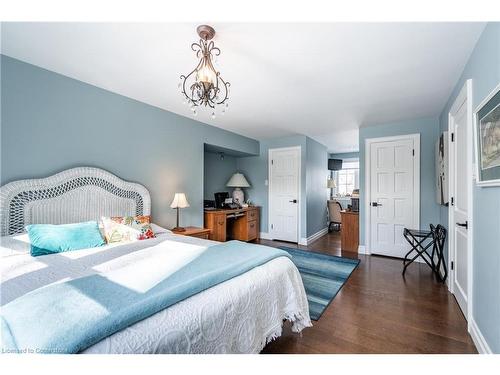 122 Mountain Brow Boulevard, Hamilton, ON - Indoor Photo Showing Bedroom