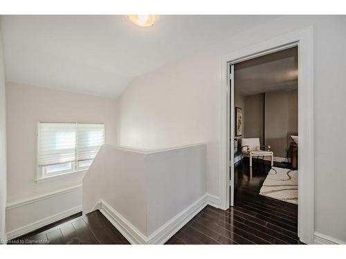 2 Chedoke Avenue, Hamilton, ON - Indoor Photo Showing Other Room