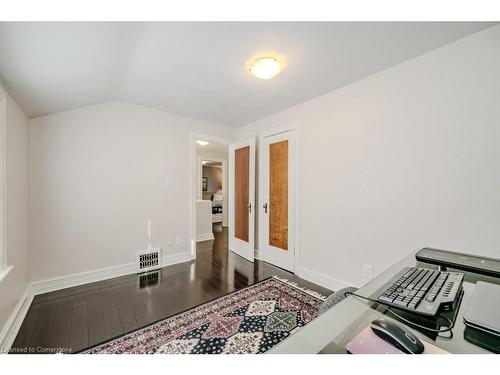 2 Chedoke Avenue, Hamilton, ON - Indoor Photo Showing Other Room