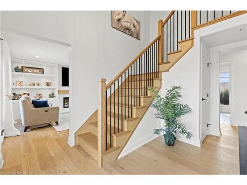 47 Haldibrook Road, Caledonia, ON - Indoor Photo Showing Bathroom