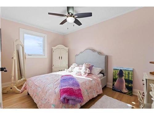 47 Haldibrook Road, Caledonia, ON - Indoor Photo Showing Bedroom