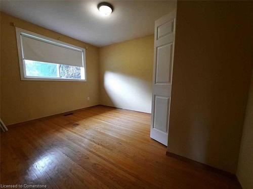 23 Alto Drive, Hamilton, ON - Indoor Photo Showing Other Room