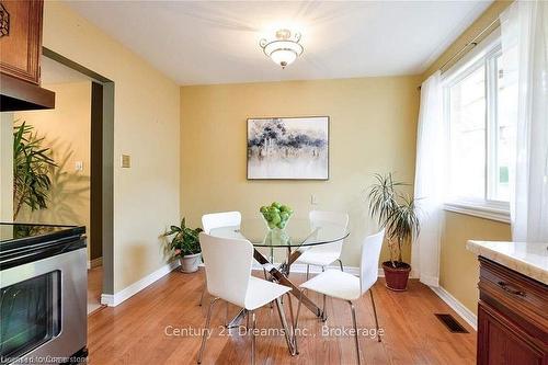 23 Alto Drive, Hamilton, ON - Indoor Photo Showing Dining Room