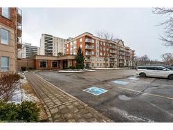 102-5188 Lakeshore Road  Burlington, ON L7L 6P4