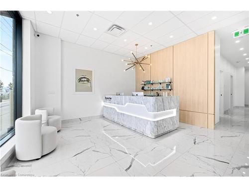 1-7097 Yonge Street, Markham, ON 