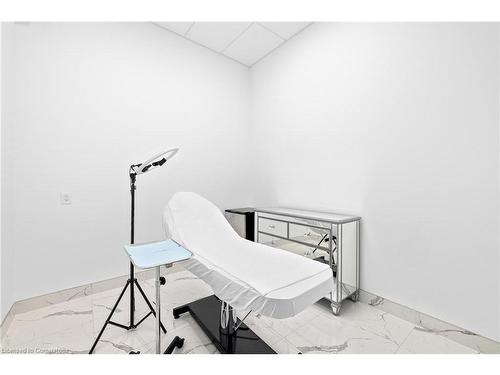 1-7097 Yonge Street, Markham, ON 