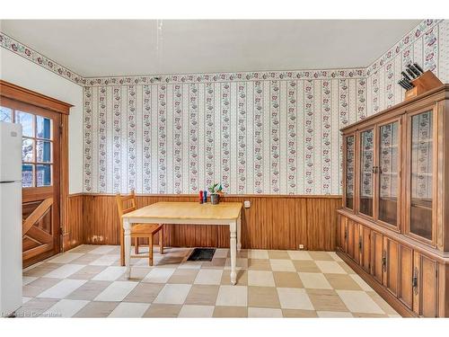 176 Belmont Avenue, Hamilton, ON - Indoor Photo Showing Other Room