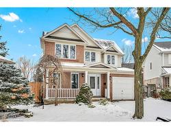 2170 Birchleaf Lane  Burlington, ON L7L 6G8