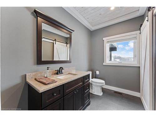 2210 Highway 54, Caledonia, ON - Indoor Photo Showing Bathroom