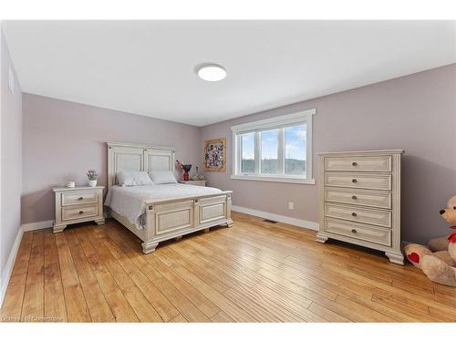 2210 Highway 54, Caledonia, ON - Indoor Photo Showing Bedroom