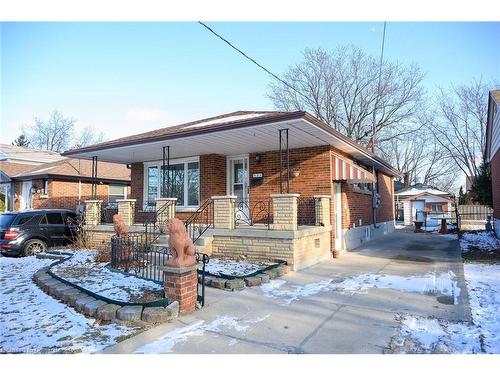 Lower-325 East 16Th Street, Hamilton, ON - Outdoor