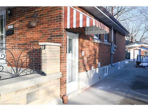 Lower-325 East 16Th Street, Hamilton, ON - Outdoor With Exterior