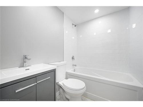 Lower-325 East 16Th Street, Hamilton, ON - Indoor Photo Showing Bathroom