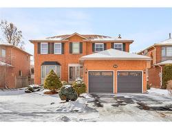 164 Warner Drive  Oakville, ON L6L 6E7