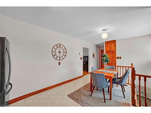 285 Rainbow Drive, Hamilton, ON - Indoor Photo Showing Other Room