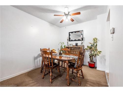 97 Guildwood Drive, Hamilton, ON - Indoor Photo Showing Dining Room