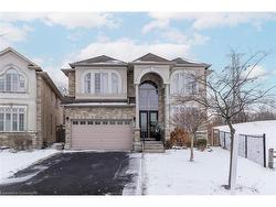 240 Cloverleaf Drive  Ancaster, ON L9K 1T2