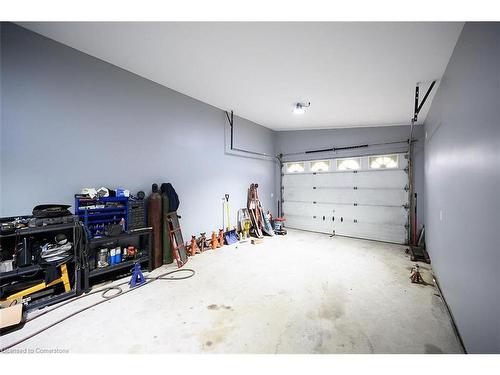 161 Oak Avenue, Hamilton, ON - Indoor Photo Showing Garage