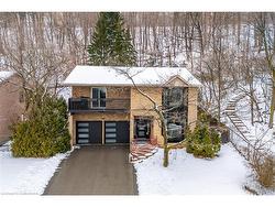 56 Kimberly Drive  Hamilton, ON L8K 6P6