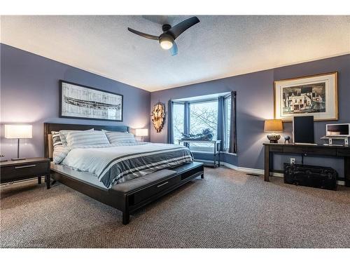 56 Kimberly Drive, Hamilton, ON - Indoor Photo Showing Bedroom