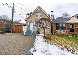 312 Wexford Avenue S Hamilton, ON L8K 2P3